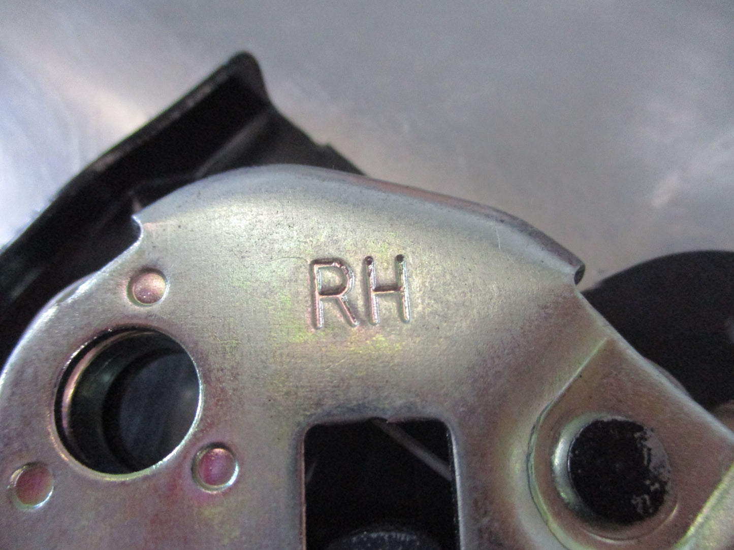 Hyundai Iload/I-Max Genuine Right Hand Rear Door Hold Open Lock New Part