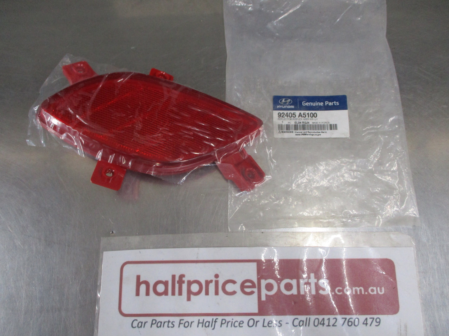Hyundai Elantra Genuine Left Hand Rear Reflector/Reflex Assembly New Part