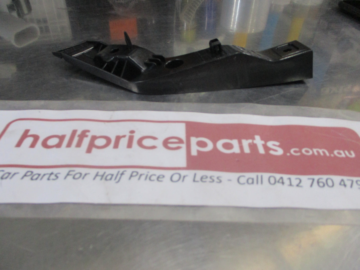 Hyundai Elantra Genuine Right Hand Front Bumper Side Support Cover Bracket New Part