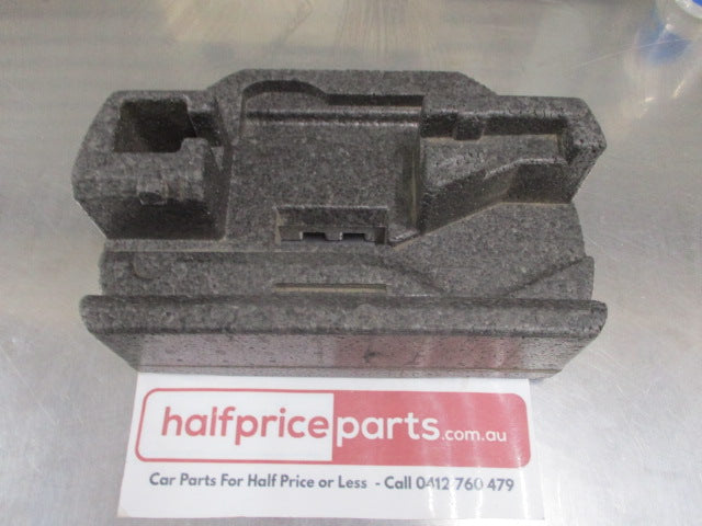 Ford Fiesta WS Genuine Foam Tool Tray Spare Wheel New Part