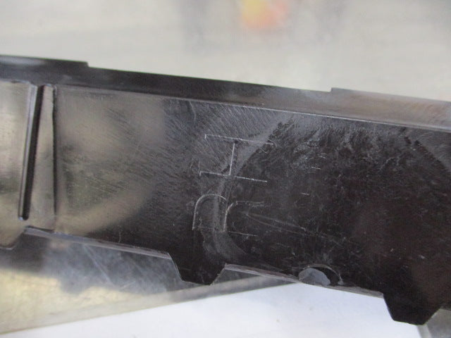 Hyundai iload/i-Max Genuine Right Hand Rear Bumper Bracket New Part
