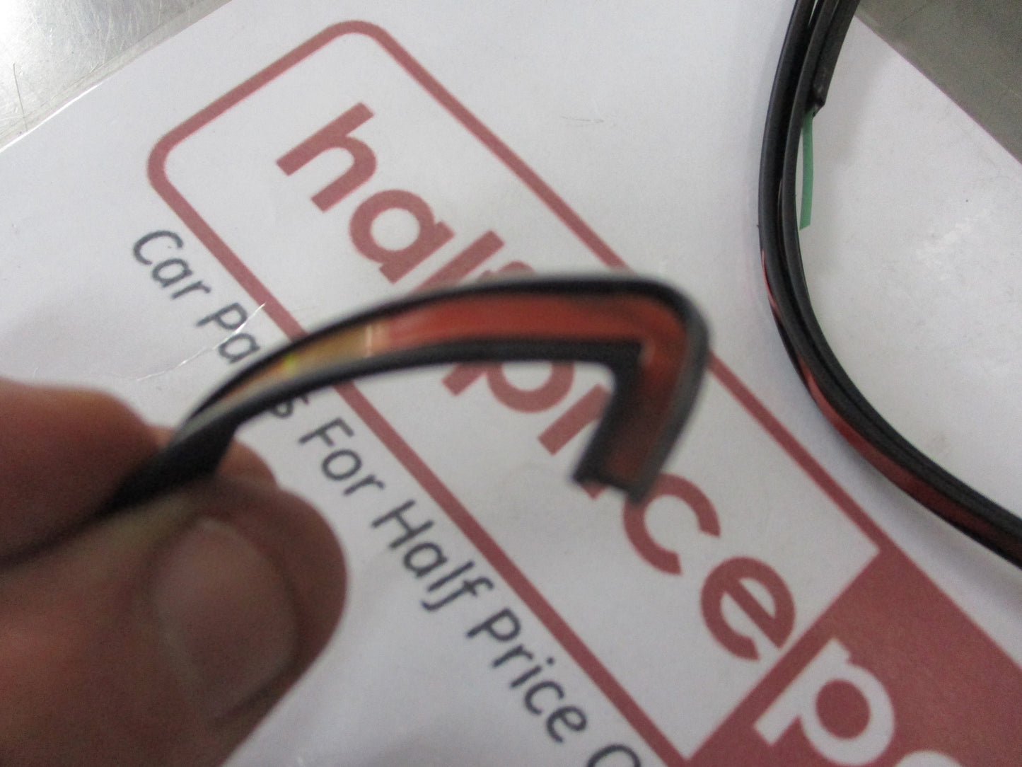 Nissan Patrol Y61 GU Genuine Right Hand Front Flare Seal Over Fender New Part