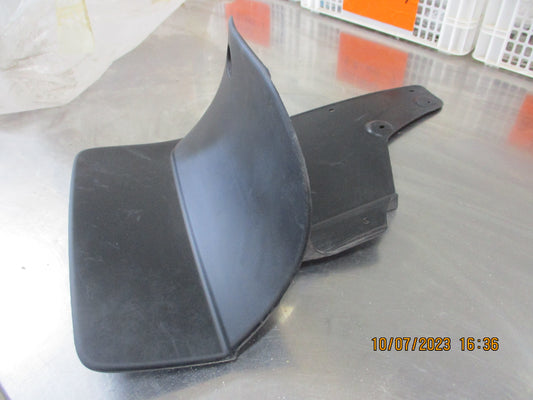 Toyota Landcruiser 100 Series Wagon Genuine Left Hand Rear Mud Flap New Part