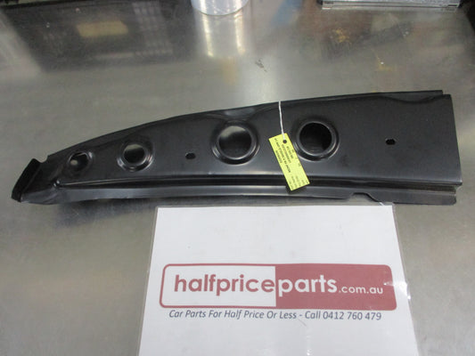 Mitsubishi Pajero/Triton Genuine Left Front Side Member Amplifier New Part