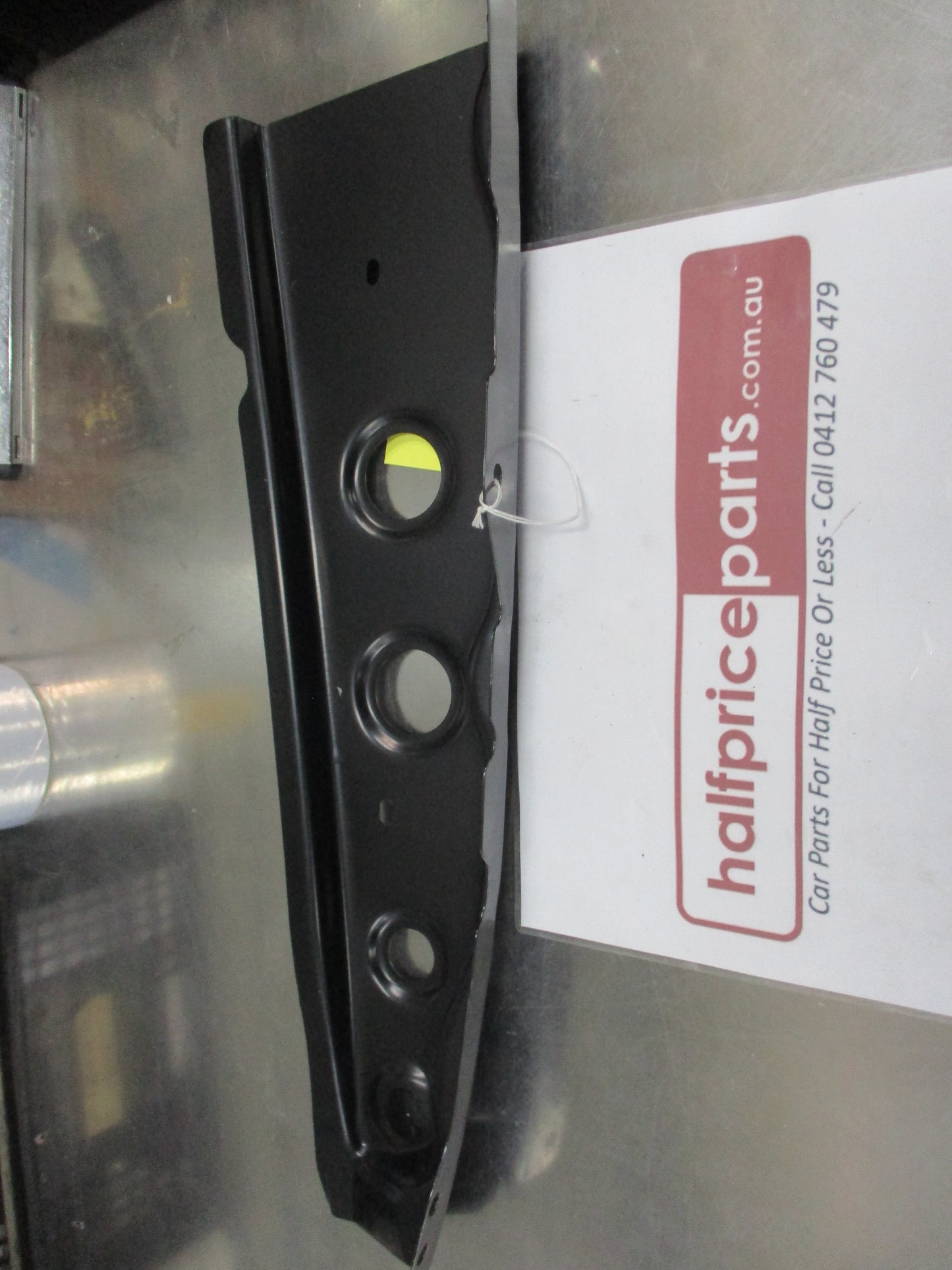 Mitsubishi Pajero/Triton Genuine Left Front Side Member Amplifier New Part