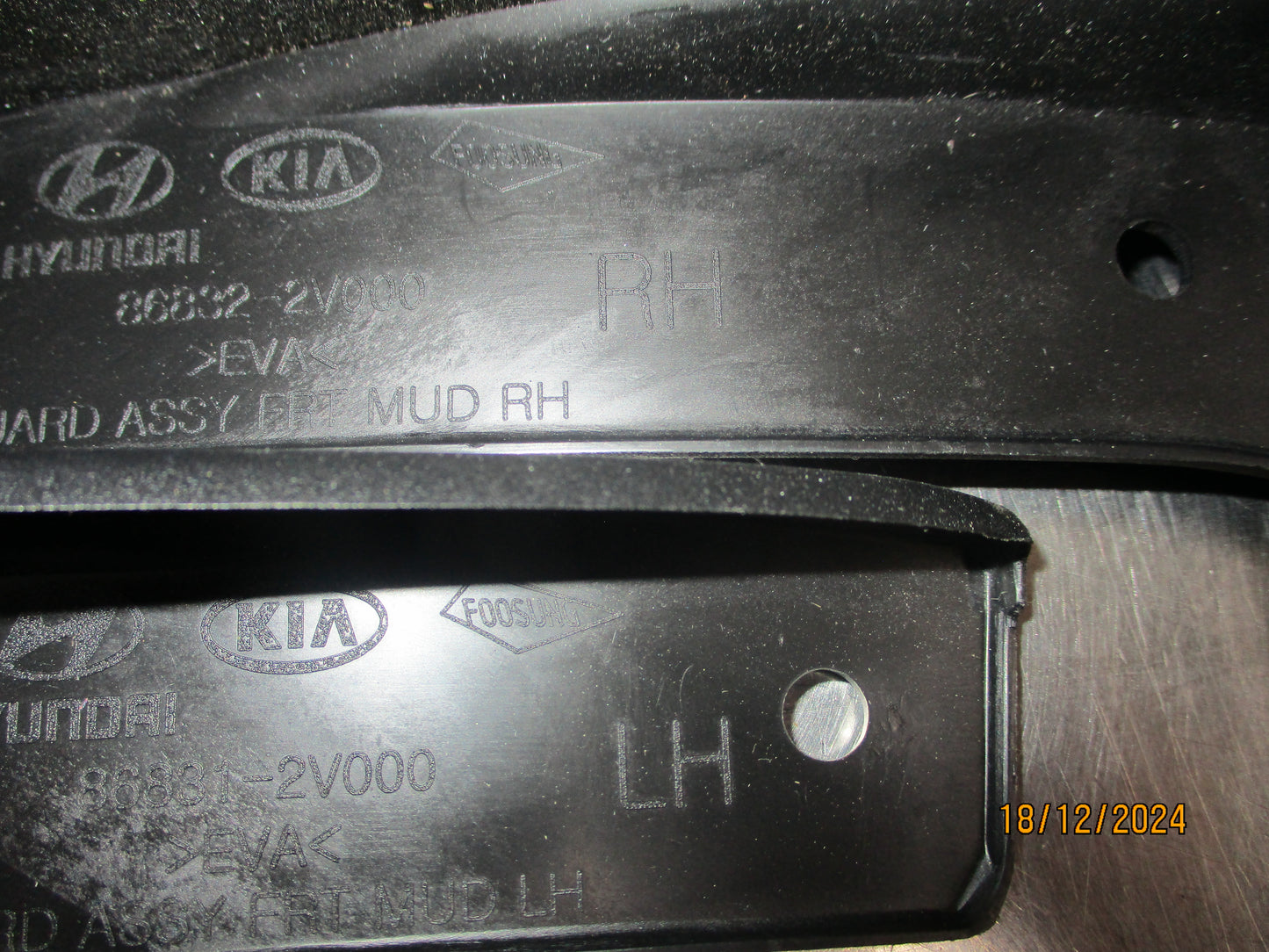 Hyundai Veloster Genuine Front Mud Flap Set With Screws New Part