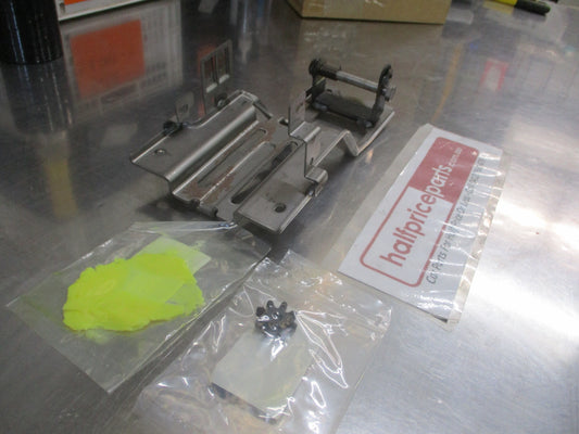 Hyundai I30 Genuine Steering Column Bracket Kit New Part