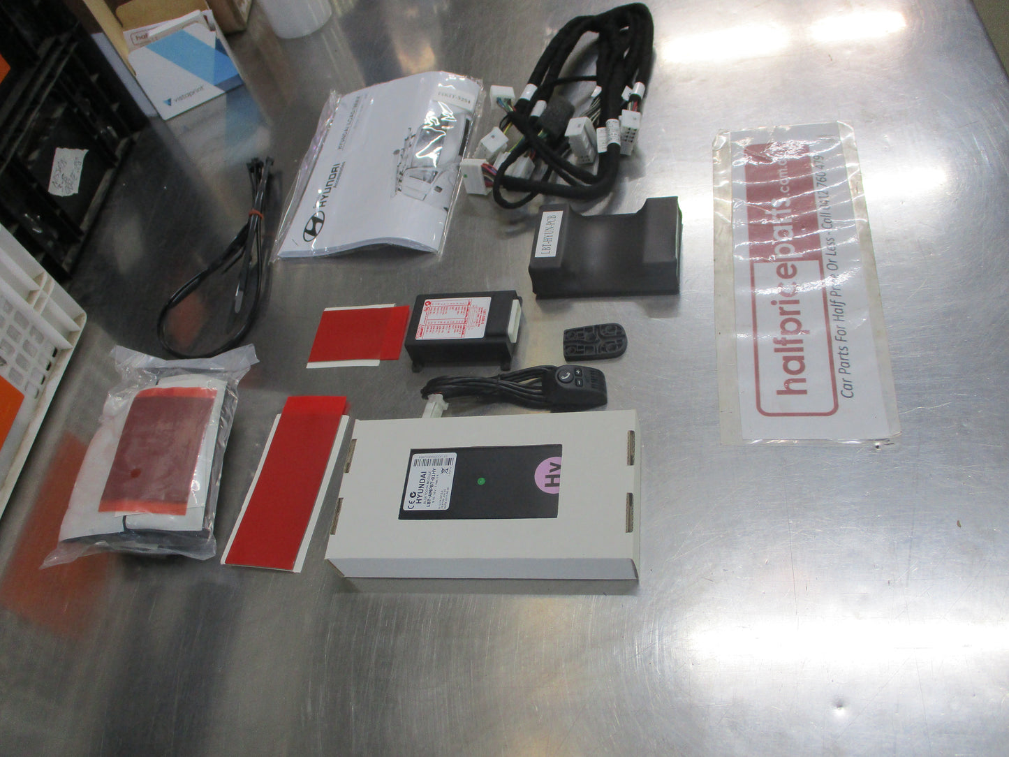 Hyundai Iload/IMax Genuine Hands Free Bluetooth Kit New Part