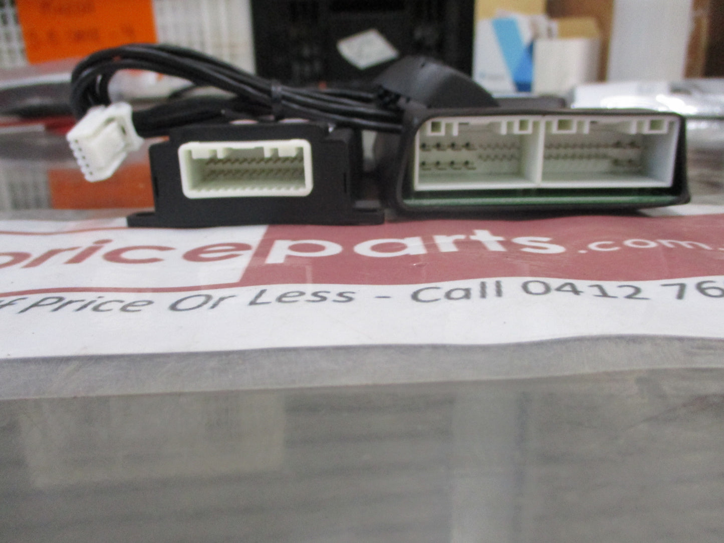 Hyundai Iload/IMax Genuine Hands Free Bluetooth Kit New Part