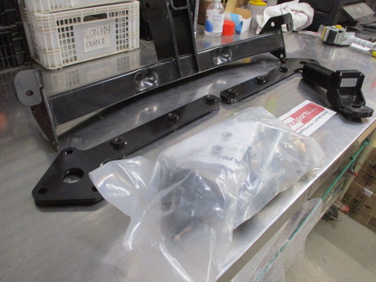 Subaru Outback Genuine Heavy Duty Class 4 Tow Bar Kit With Wiring Loom New Part