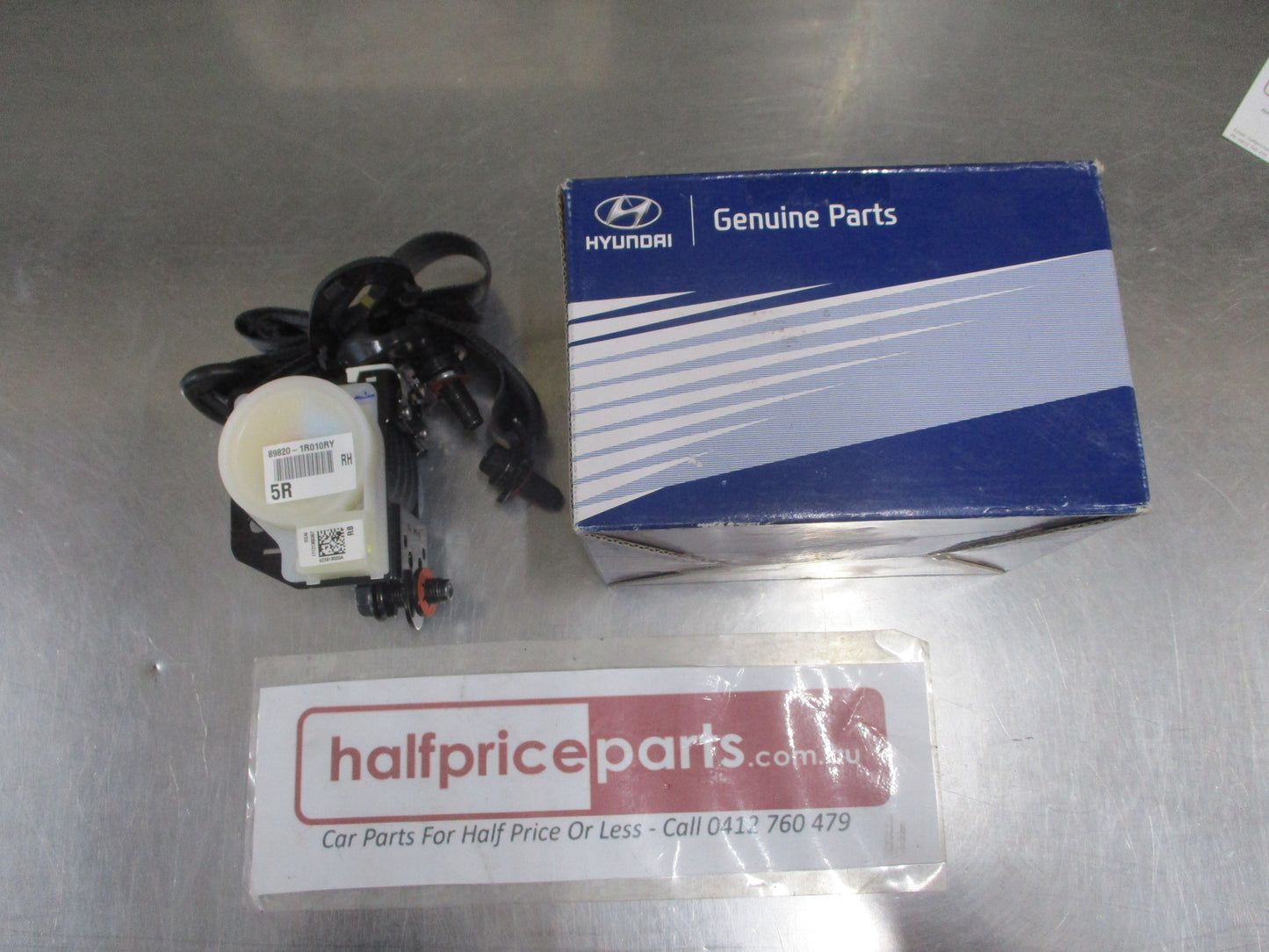 Hyundai Accent Genuine Driver Rear Seat Belt Assembly New Part