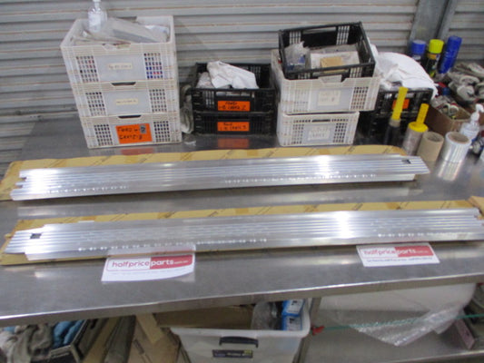 Toyota Landcruiser 80 Series Genuine Left And Right Alloy Side Step Plates New Part