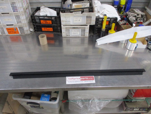 Toyota Hilux Rogue Genuine Electric Rolla Tail Gate Rail New Part