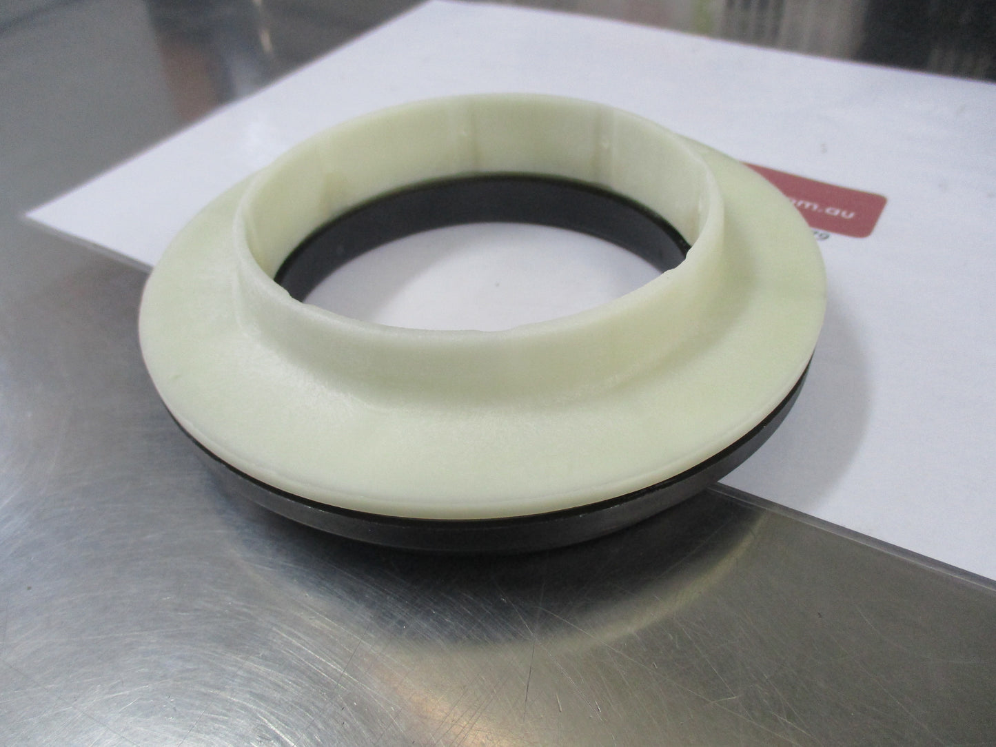 Nissan Pulsar / Cube Genuine Strut Mount Bearing New Part