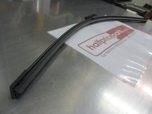 Land Rover Ranger Rover Evoque Genuine Drivers Wiper Replacement New Part