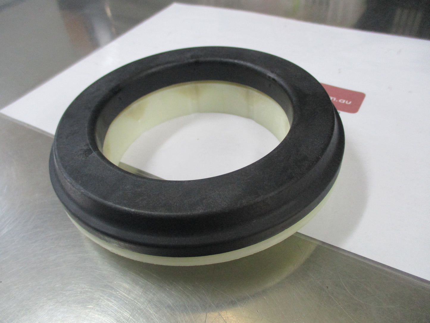 Nissan Pulsar / Cube Genuine Strut Mount Bearing New Part