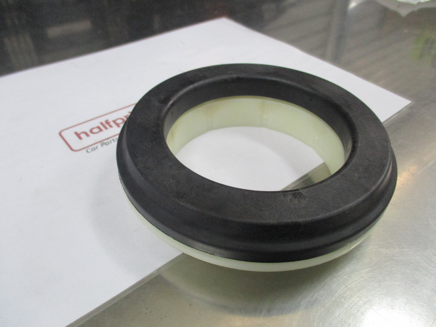 Nissan Pulsar / Cube Genuine Strut Mount Bearing New Part