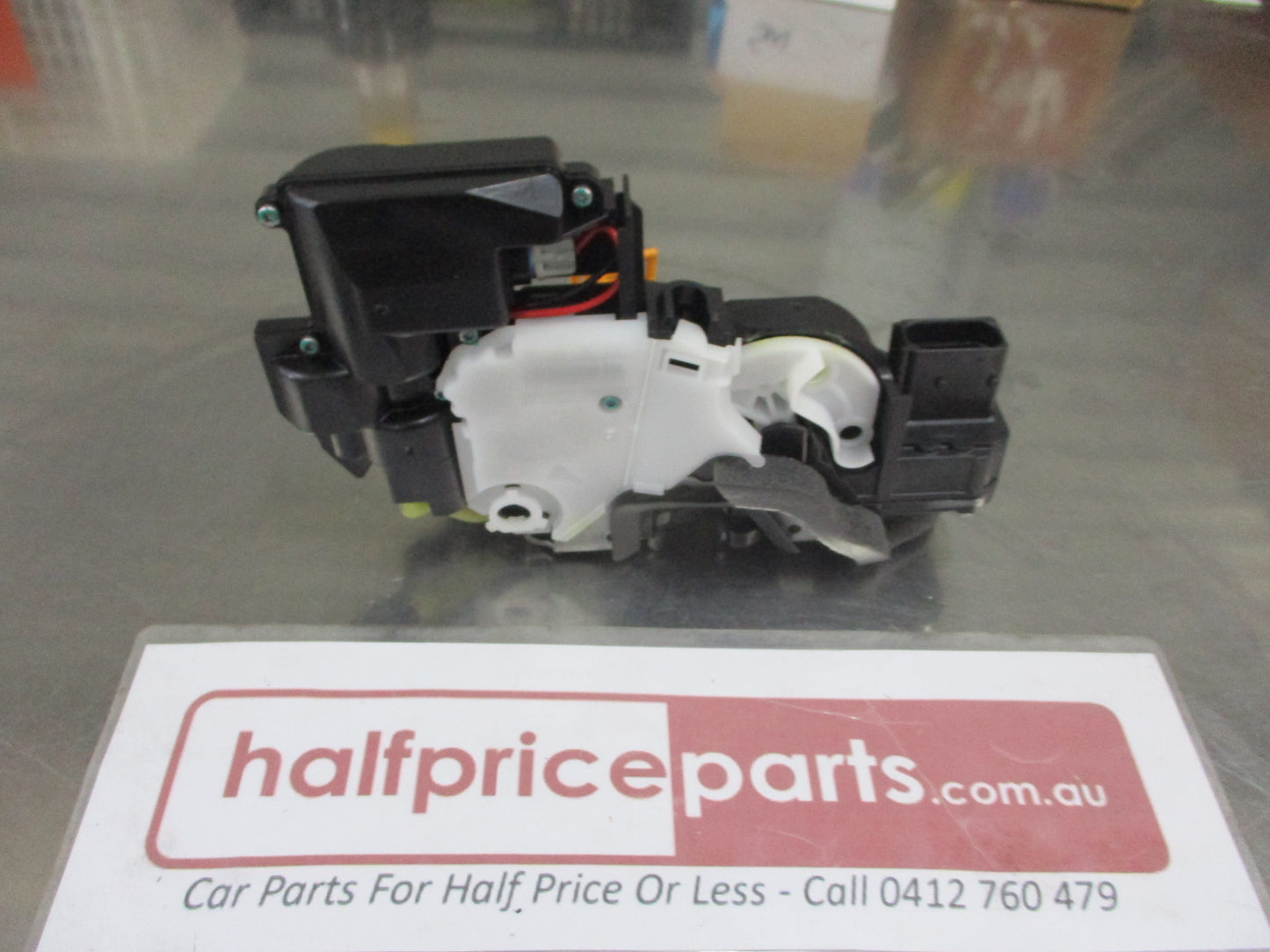 Holden JG/JH Cruze Genuine Right Hand Front Door Lock Actuator New Part