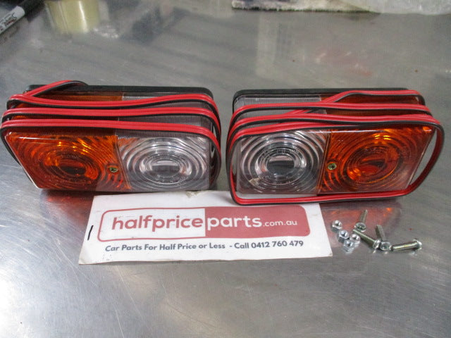 Trailer Lights (Pair) Indicator And Park Light - New Part