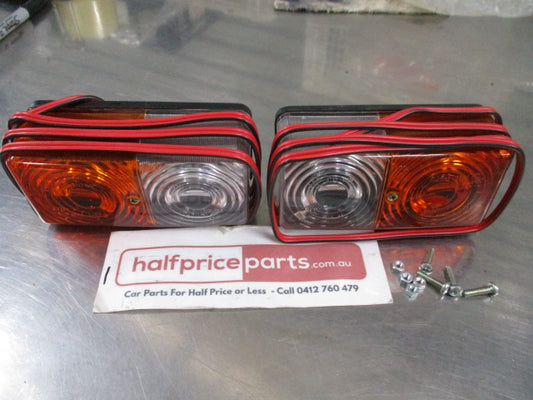 Trailer Lights (Pair) Indicator And Park Light - New Part