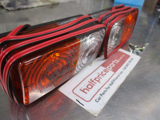 Trailer Lights (Pair) Indicator And Park Light - New Part