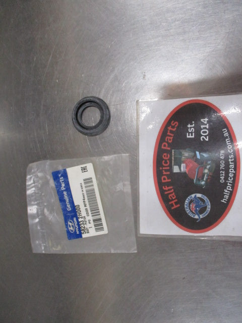 Hyundai Elantra Genuine Boot Piston Rubber New Part