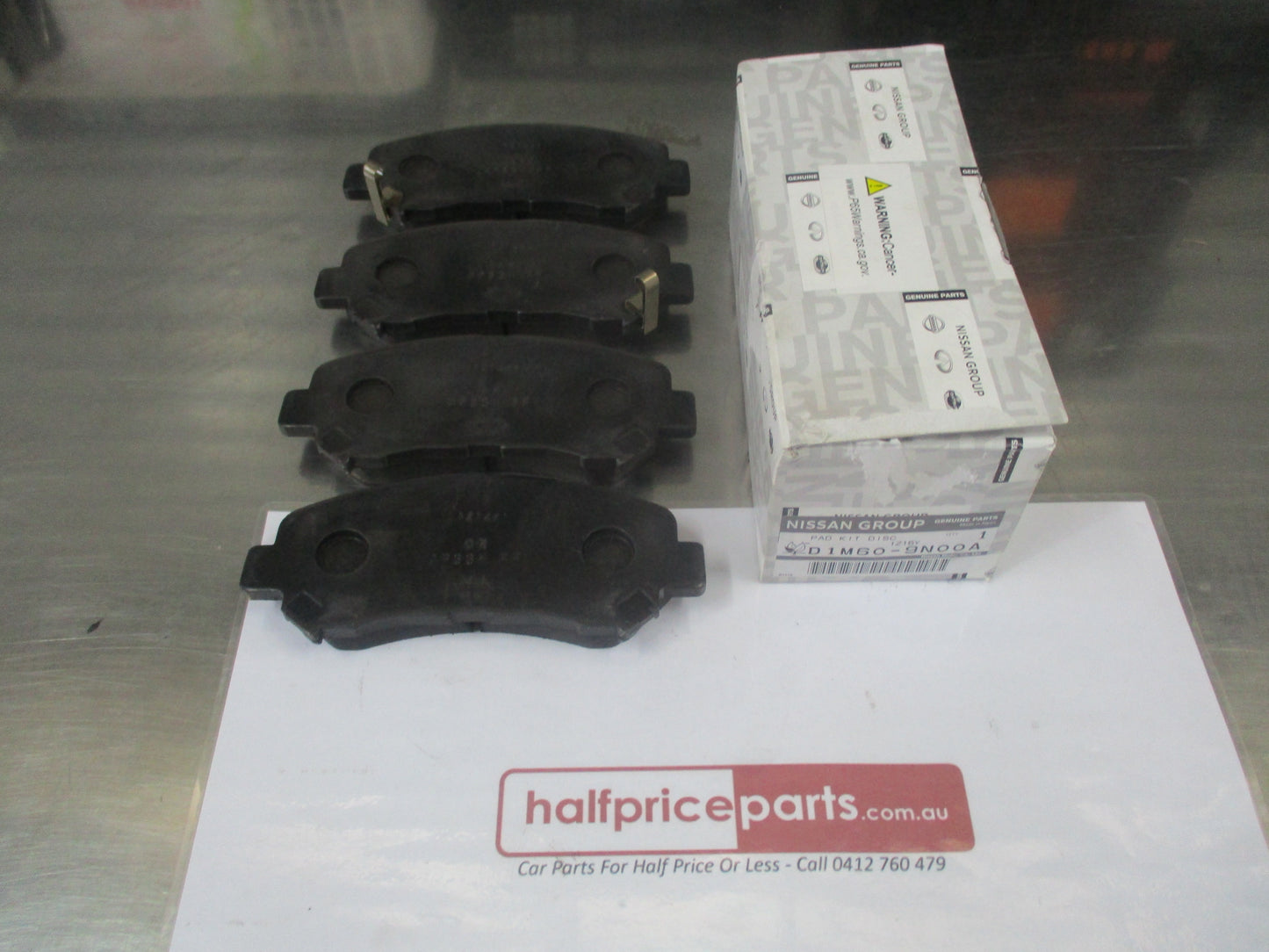 Nissan Juke / Nissan X-Trial Genuine Front Brake Pad Set New Part