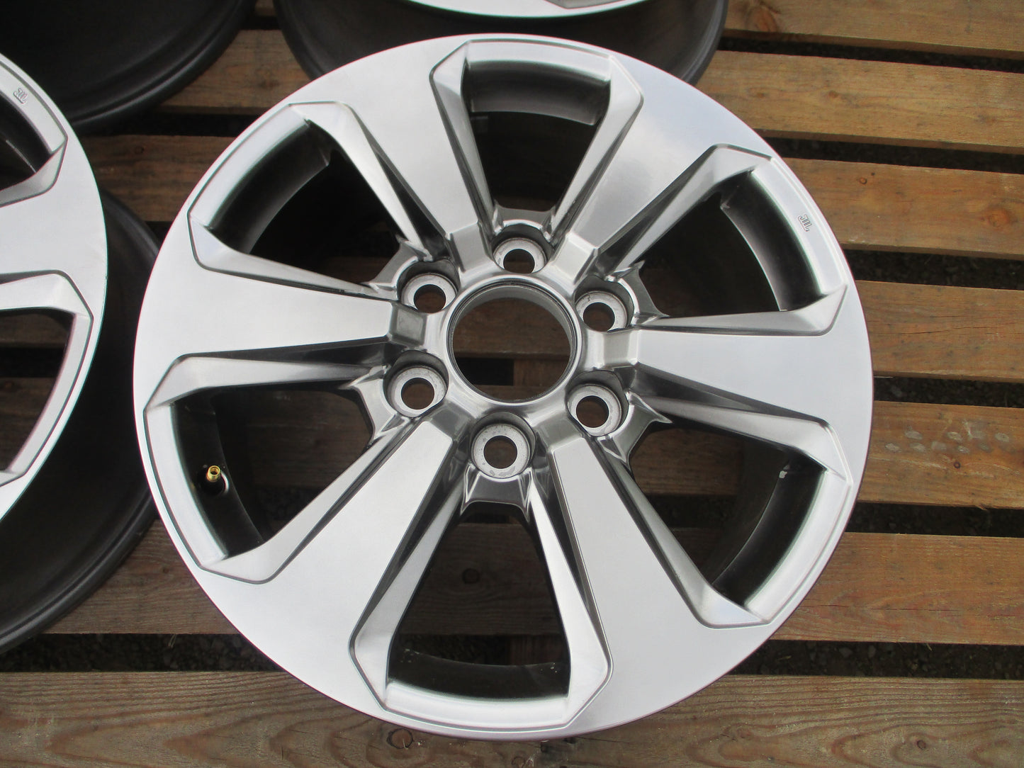Toyota Landcruiser 300 Genuine Set Of 5 Alloy Wheels Used Part VGC