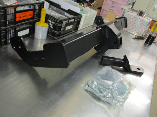 Toyota Lancruiser 70 Series Single Cab Only Tow Bar-Toung-Bolt Kit ONLY New Part