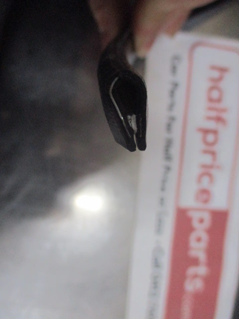 U-Trim Edge Trim Automotive Door/Bonnet/Black Protector 14mmX8.4mm 26.4 Meters In Length New Part