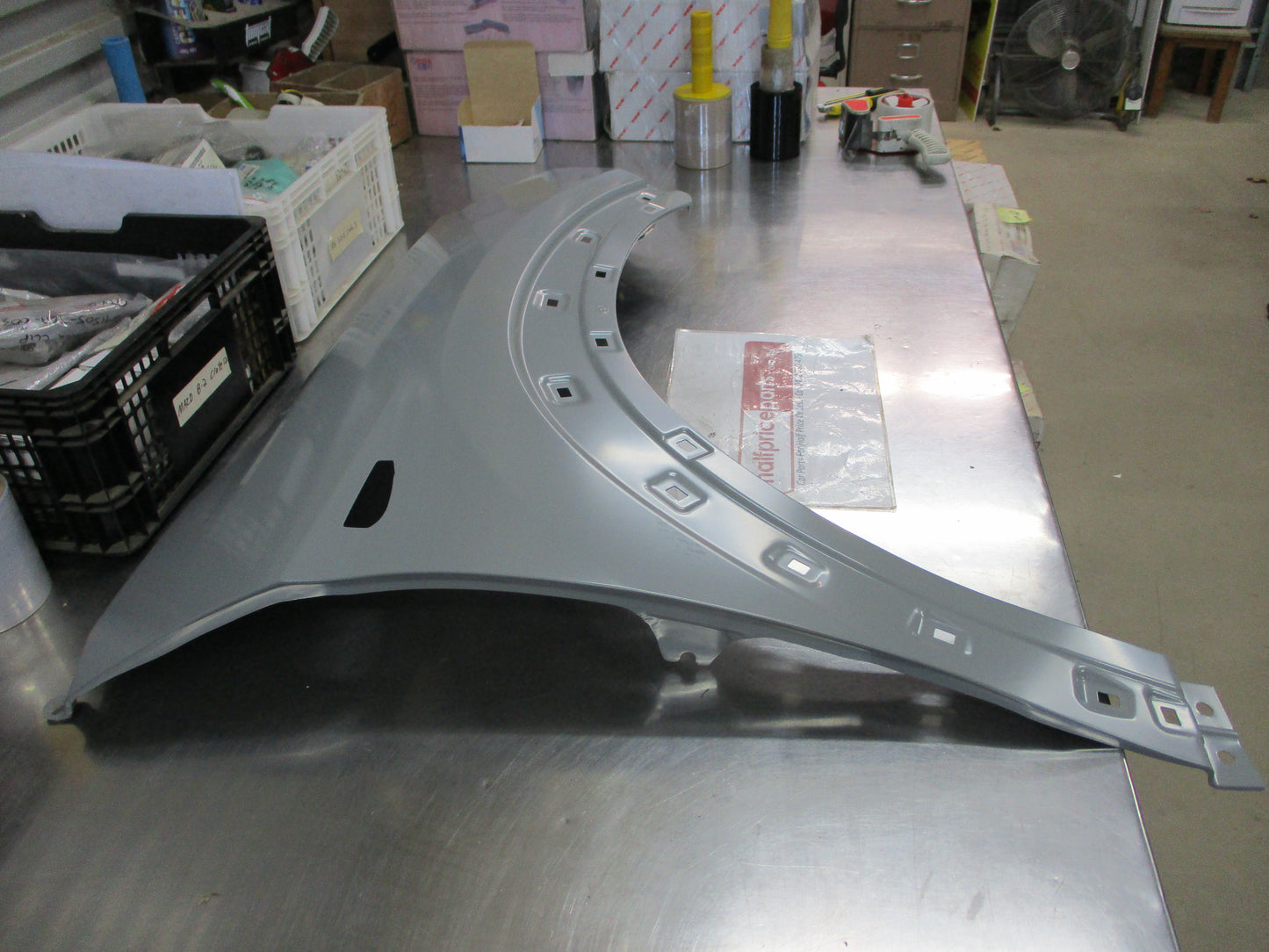 Hyundai Tucson Genuine Right Hand Front Guard (Unpainted) New Part