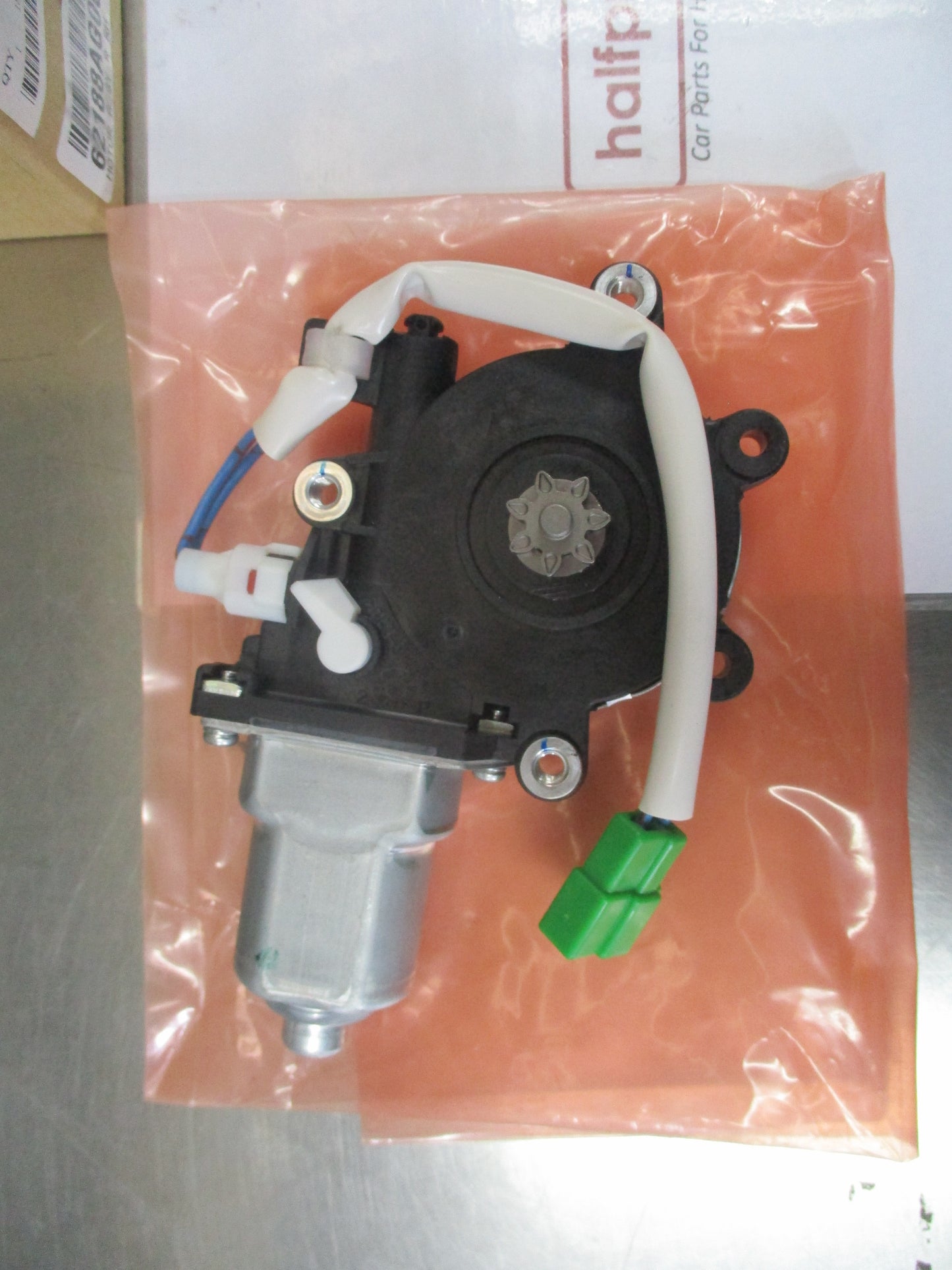 Subaru Legacy Genuine Rear Right (Drivers) Window Regulator New Part