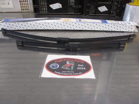 Ford Focus Genuine Front Drivers And Passenger Wiper Set New Part