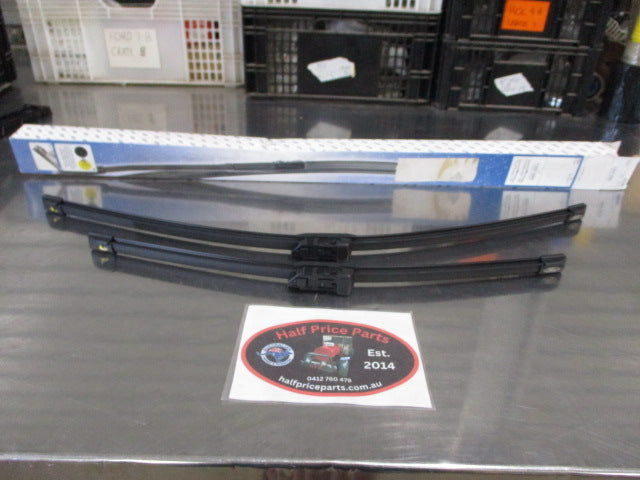 Ford Mondeo Genuine Front Windscreen Wiper Blade Set New Part