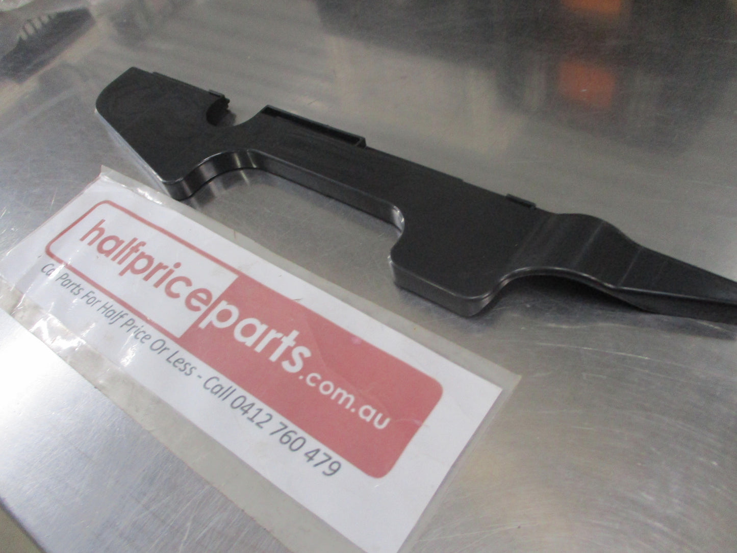 Kia Cerato Genuine Left Hand Front Radiator Air Guide New Part