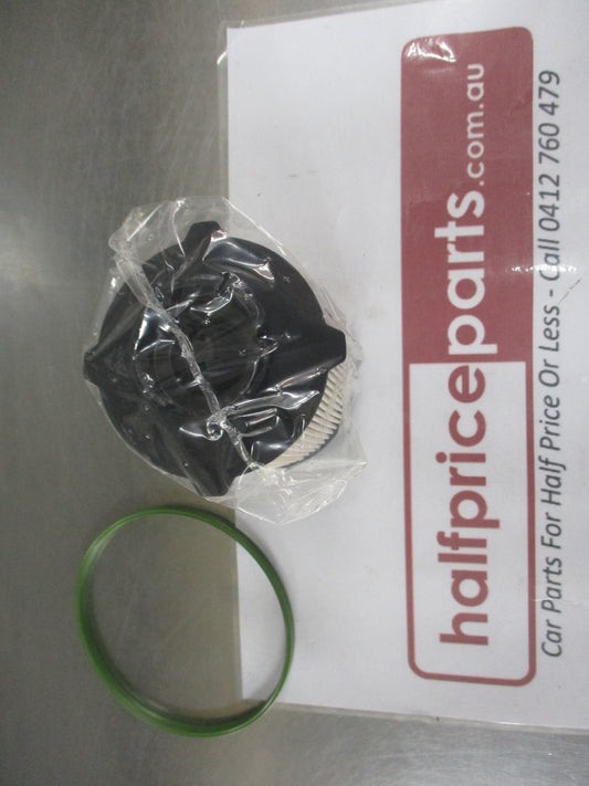 Holden Cruze Genuine Diesel Fuel Filter Element New Part