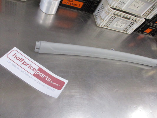 Mitsubishi Outlander Genuine Left Hand Lamp Side Roof Lamp Trim Assembly (W-Sun Roof) New Part