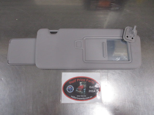 Hyundai Tucson Genuine Right Hand Sun Visor With Mirror New Part