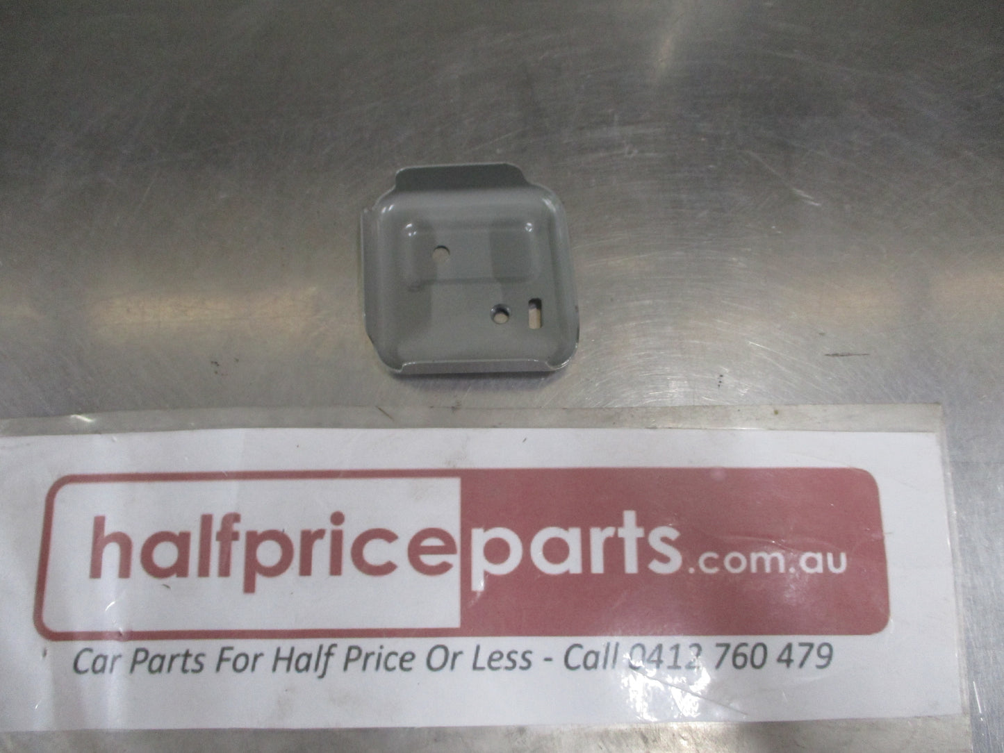 Kia Rio Genuine Right Hand Lower Head Light Bracket New Part