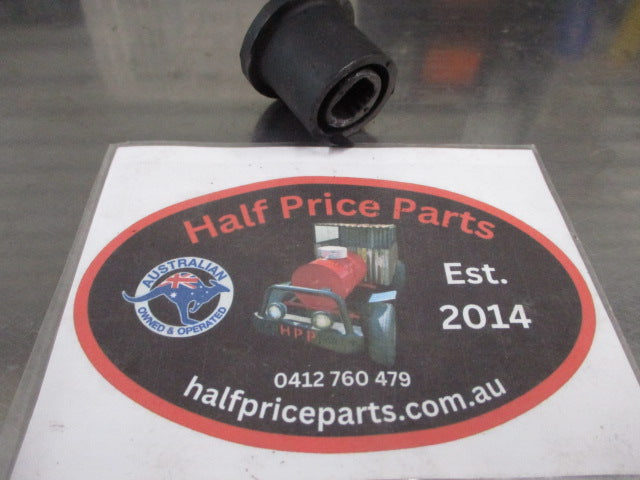 Hyundai Sportage/Tucson Genuine Radiator Bracket Mount Insulator New Part