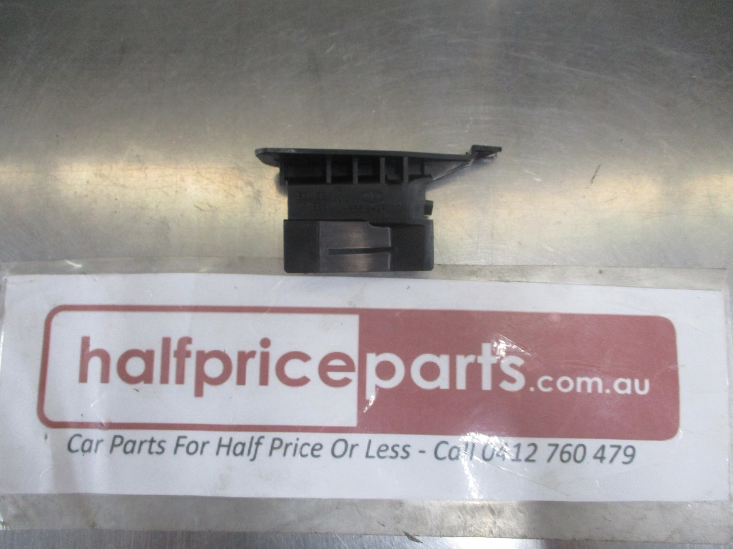 Kia Spectra Genuine Right Hand Front Bumper Side Bracket New Part