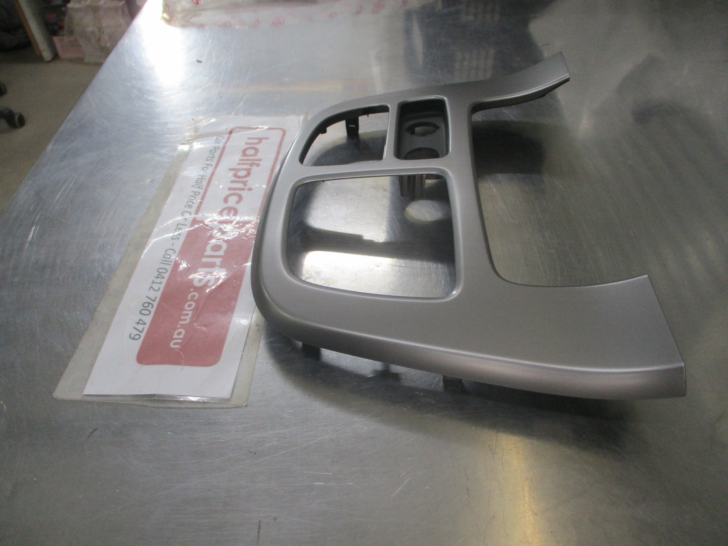 Kia Carnival Genuine Gear Stick Interior Trim Surround New Part