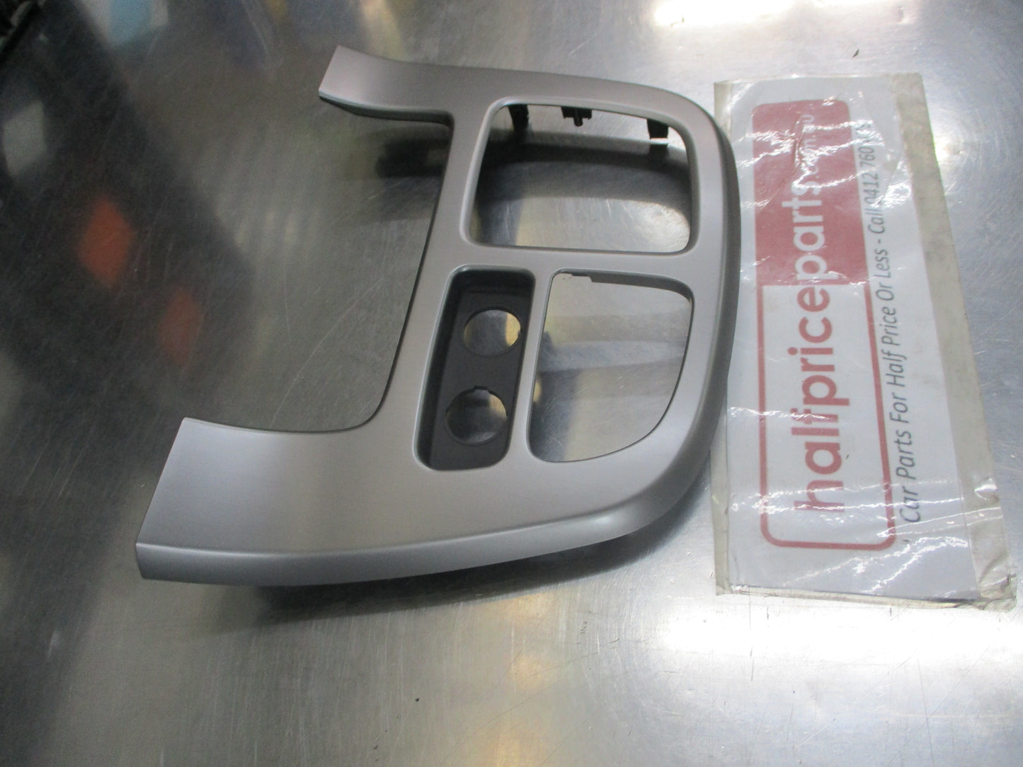 Kia Carnival Genuine Gear Stick Interior Trim Surround New Part