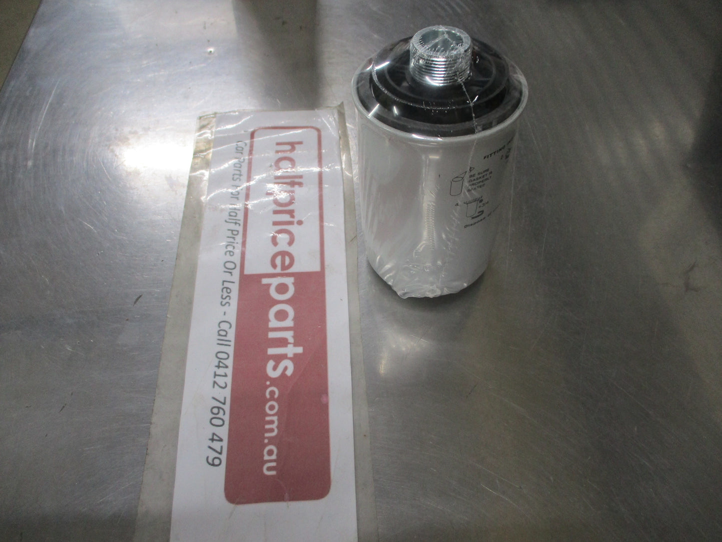 Sakura Engine Oil Filter Suits Audi/ VW Passat-Tiguan-Jetta Golf-Eos-T5 New Part