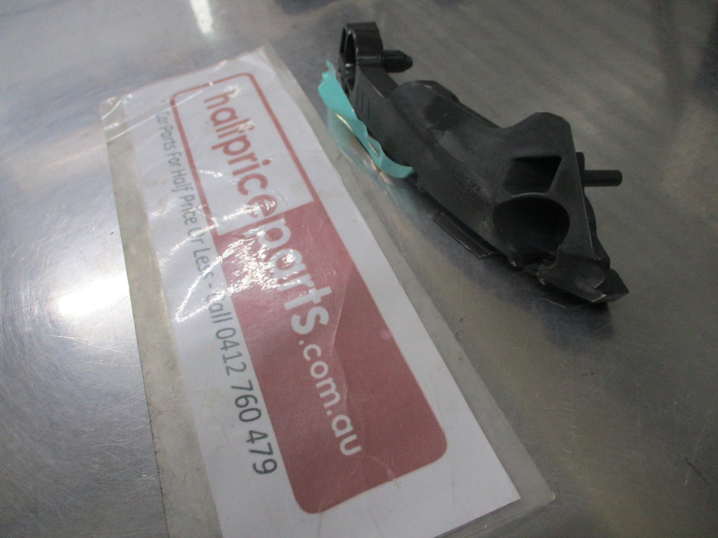 Mazda 6 Genuine Front Left Bumper Retainer Bracket No2 New Part