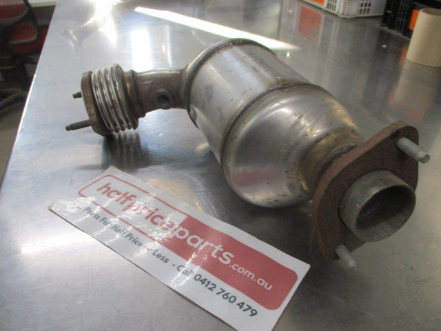 Holden VE Commodore 6.0L V8 Genuine Right Hand Catalytic Converter New Part