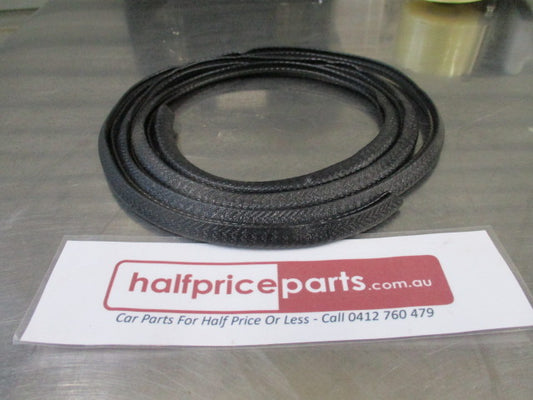 1.5M -PVC Black Pinchweld (Small) - 10mm x 6.5mm- New Part