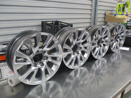 Toyota Fortuner/Hilux Genuine Set Of 4 Alloy Wheels No C/Caps Used Part VGC