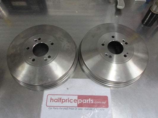 RDA Rear Brake Drums (Pair) Suits Kia Carnival KV 2.5Ltr New Part