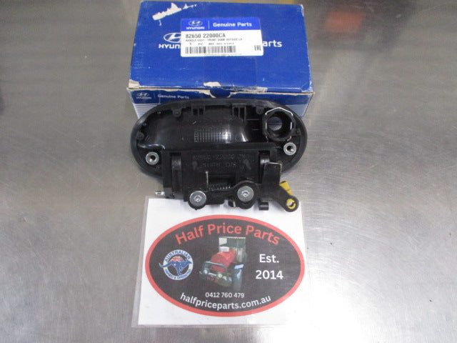 Hyundai Accent Genuine Exterior Left Hand Front Outer Door Handle New Part